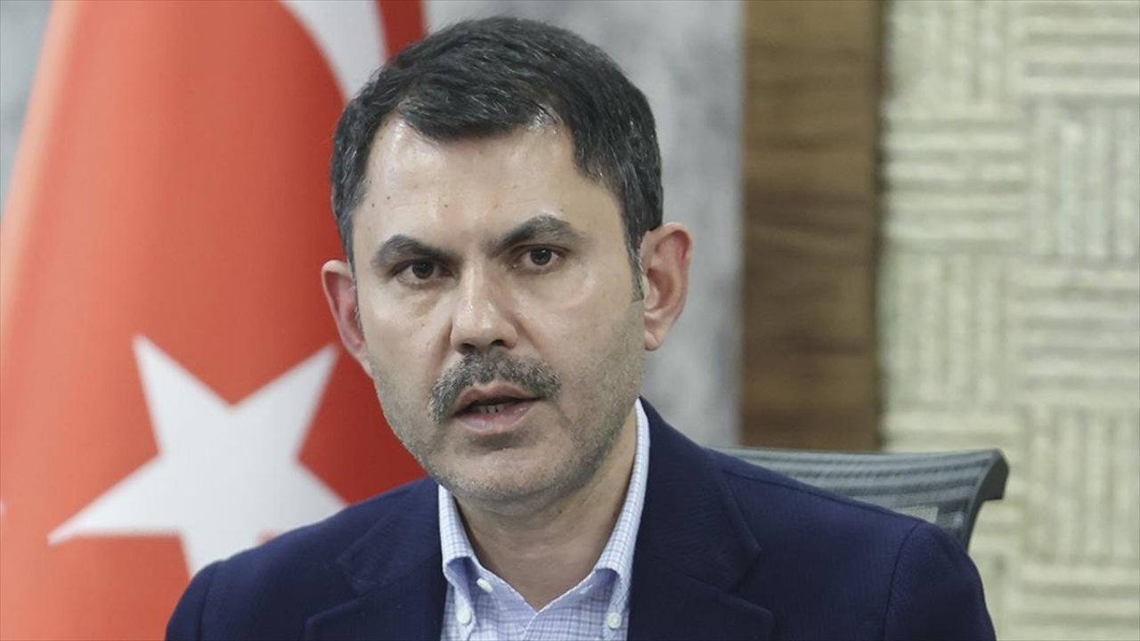 Bakan Kurum: "Önceliğimiz deprem bölgesindeki vatandaşlarımızın konutlarını yapmak"