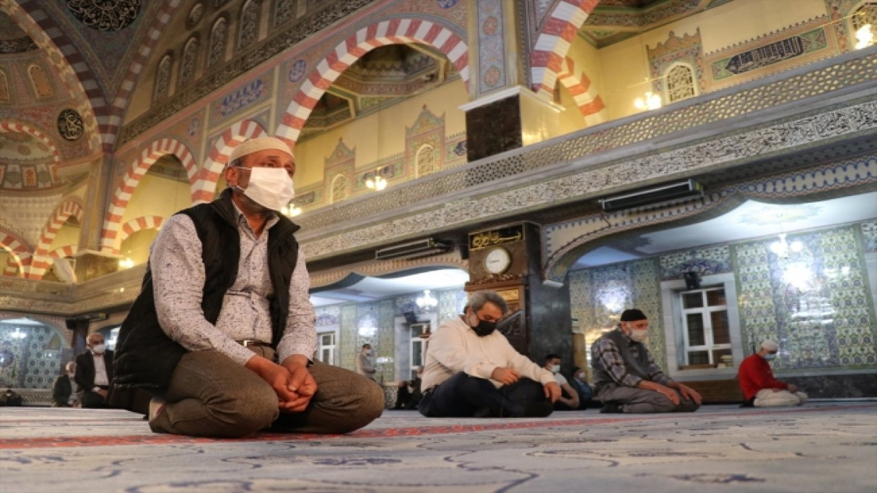 Kahramanmaraş’ta Kadir Gecesi idrak edildi!