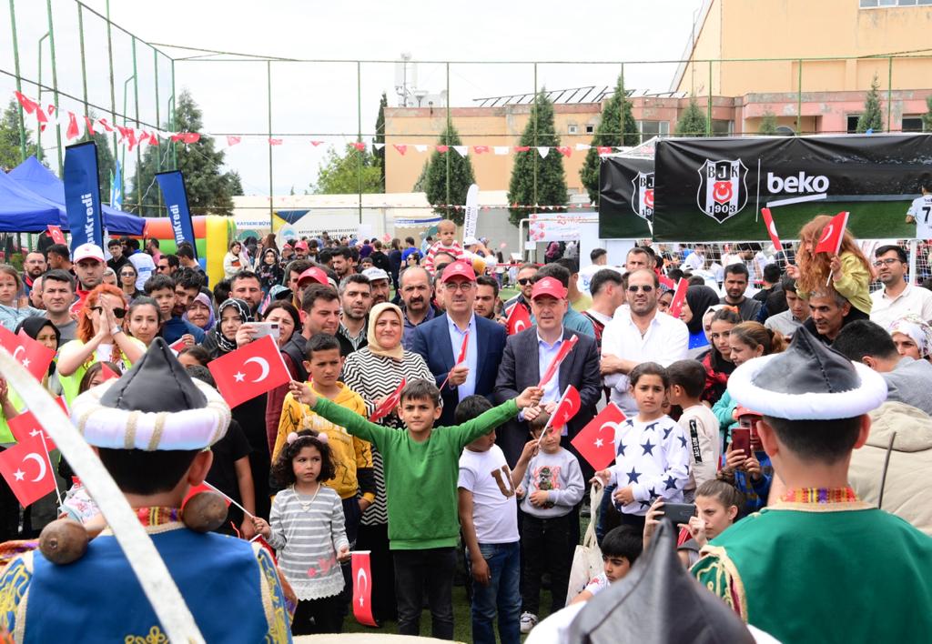 Kahramanmaraş Büyükşehir Belediye Başkanı Güngör, Çocukların Neşesine Ortak Oldu