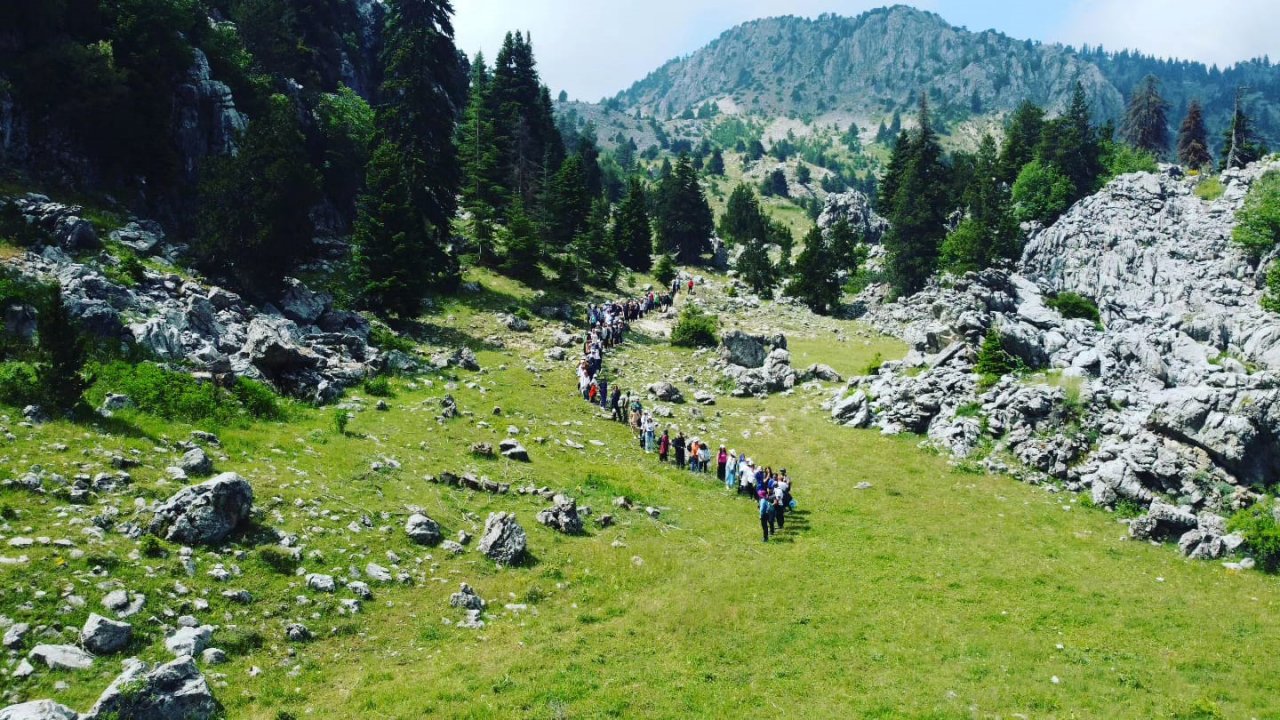 Kahramanmaraş’ta doğa severler yayla yürüyüşünde buluştu!