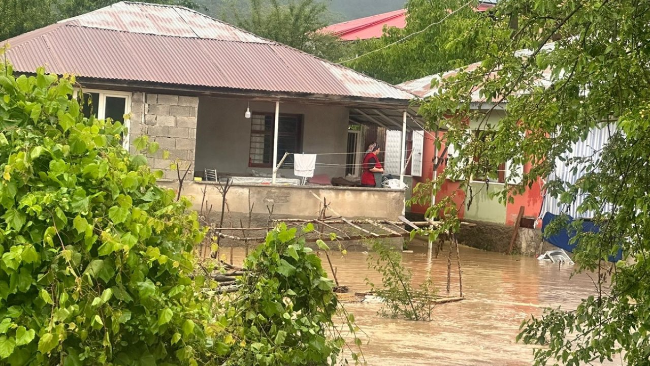 Kahramanmaraş’ta dün sel sularının vurduğu bölgeye Meteoroloji’den yeni uyarı!