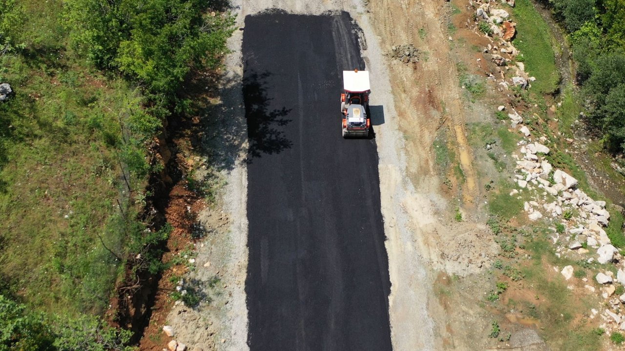 Andırın’da Yol Çalışmaları Sürüyor!