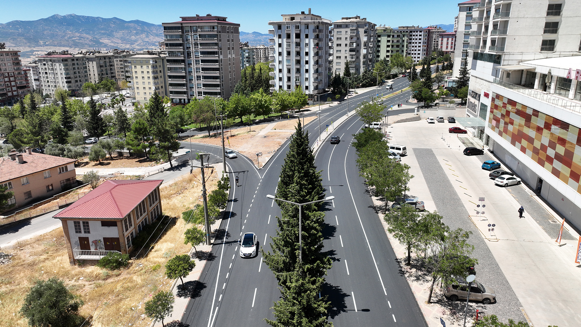 Kahramanmaraş’ta bir bulvar daha yenilendi!