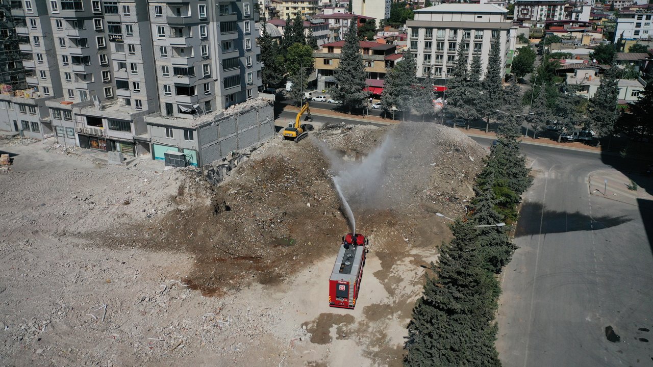 Kahramanmaraş’ta toza karşı sulu önlem!