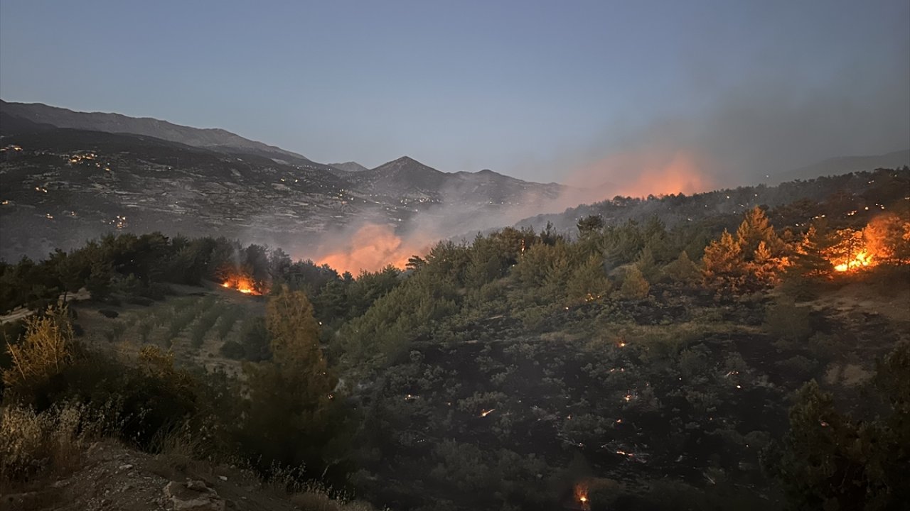 Kahramanmaraş'ta dünden buyana devam eden yangın kontrol altına alındı!