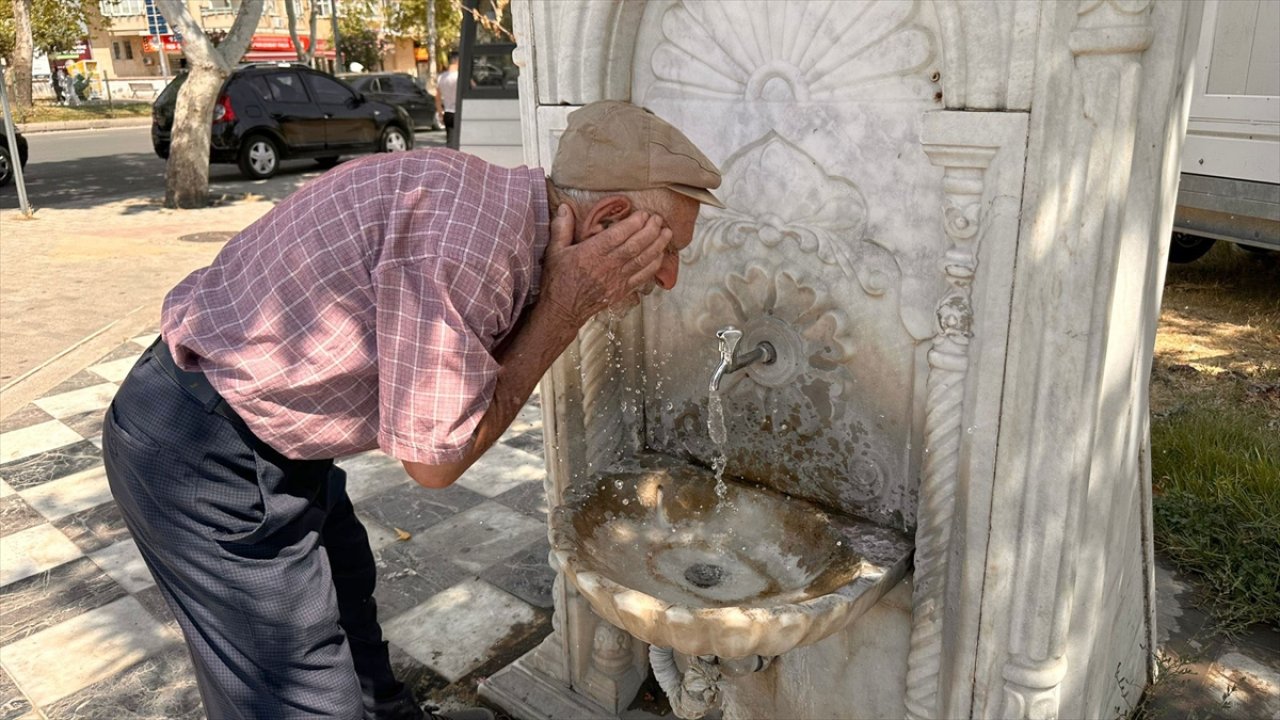 Kahramanmaraşlılar köşe bucak gölge arıyor!