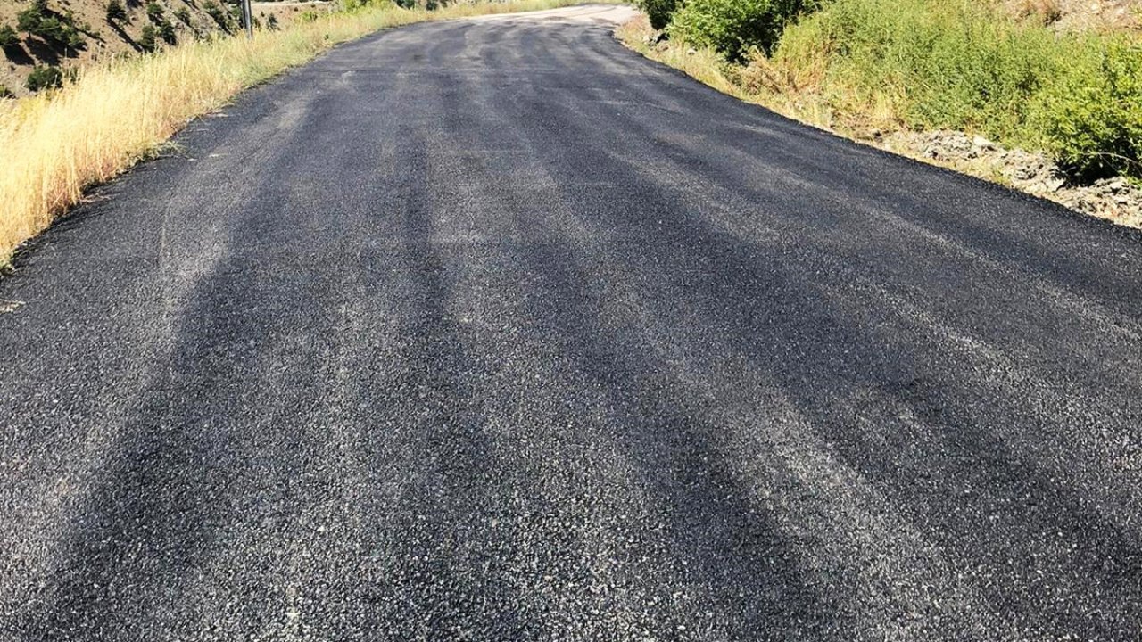 Afşin ve Ekinözü’nde Kırsal Mahallelerin Ulaşımı güzelleşiyor!