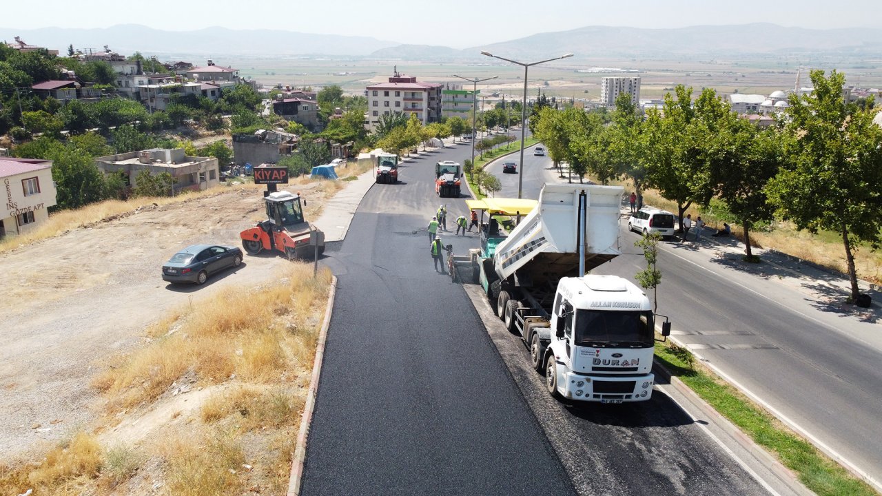 Kahramanmaraş’ta Adil Erdem Bayazıt Bulvarı Yeniliyor