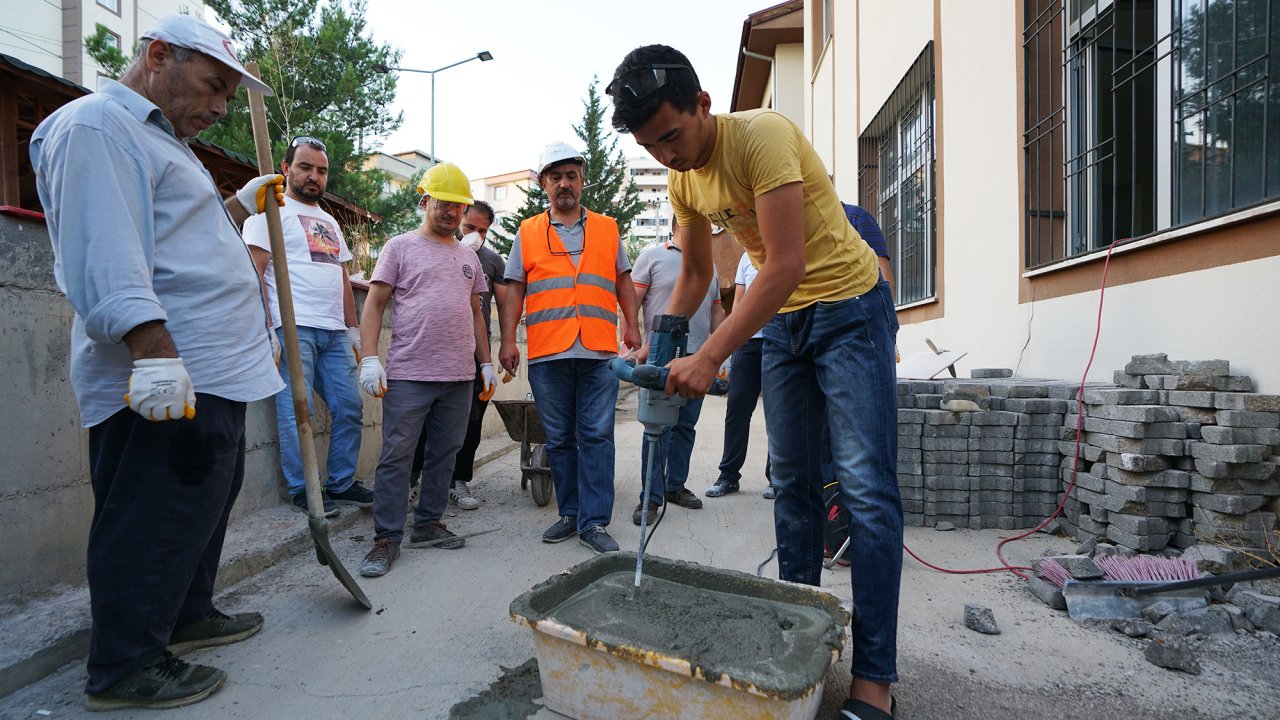 Kahramanmaraş’ta işsizleri ekmek sahibi yapacak kurs!