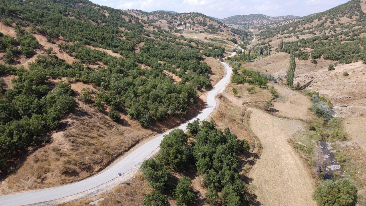 Ekinözü’nde Kırsal Mahallelerin Ulaşımı İyileşiyor!