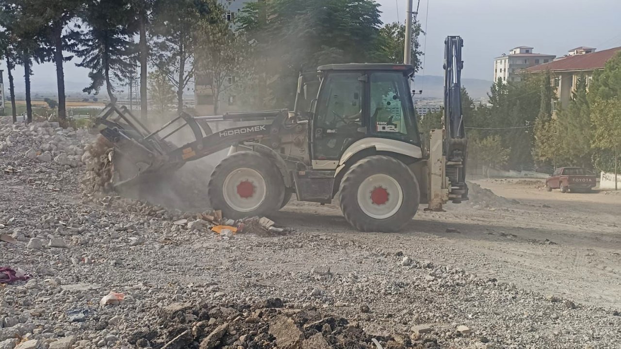 Kahramanmaraş’ta İnşaat Atıklarına Karşı Yoğun Mesai!