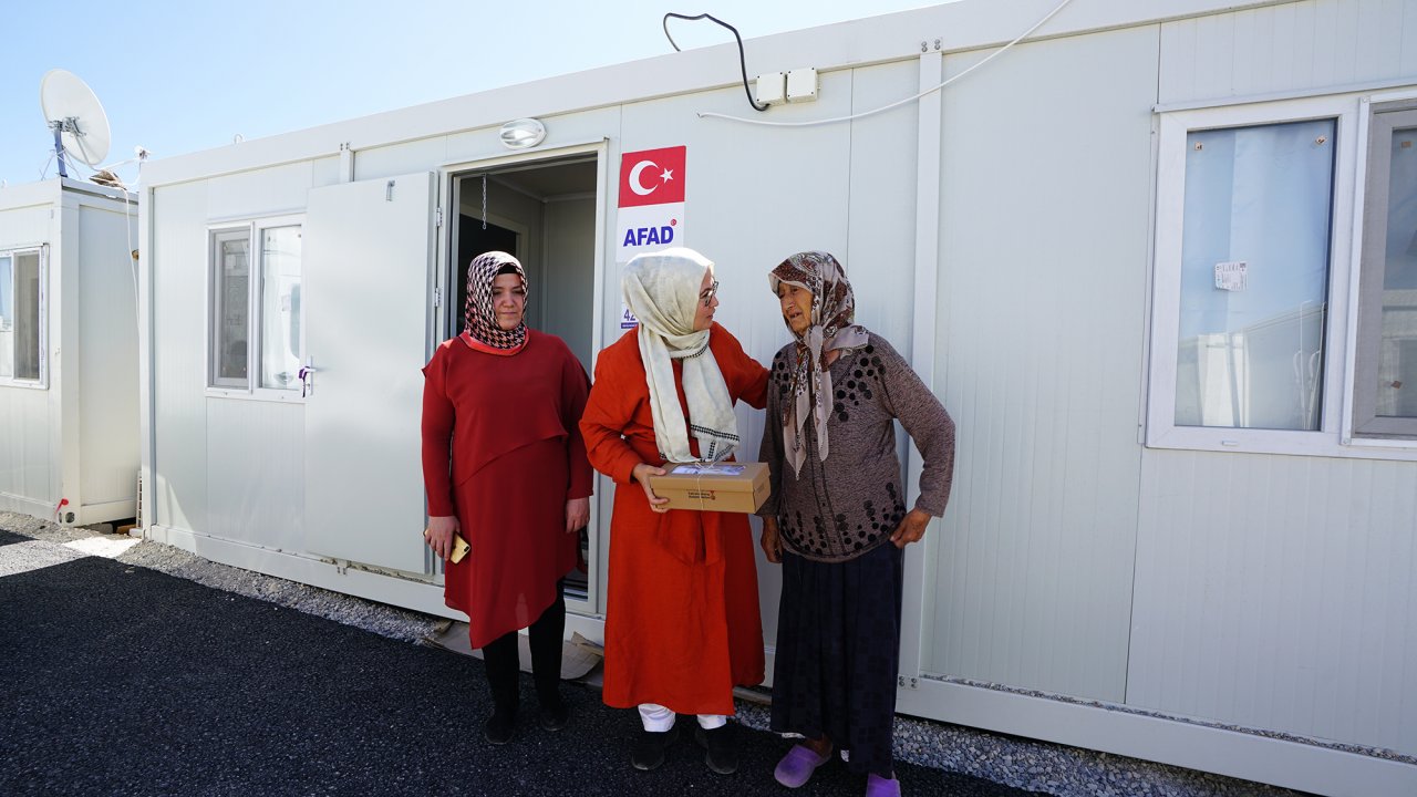 Kahramanmaraş’ta Alzheimer günü’nde gönüllere dokunan ziyaret!