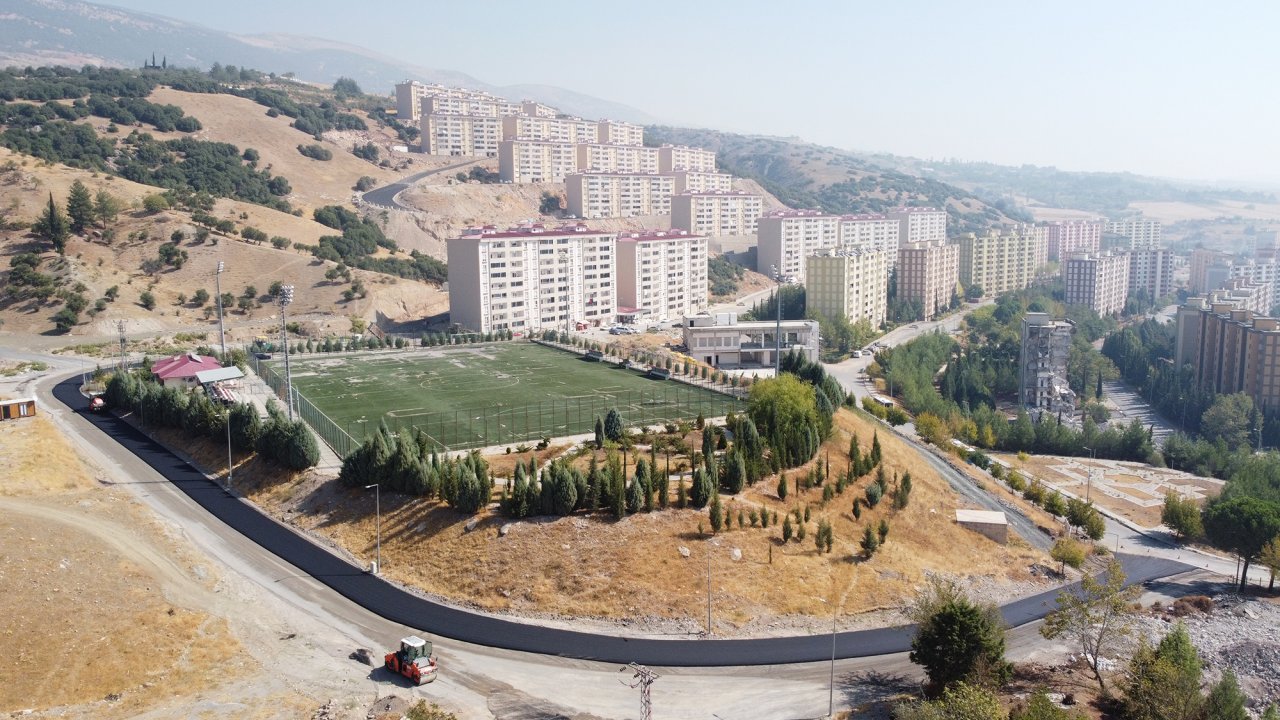 Kahramanmaraş’ta Yıldızevler’de Asfalt Çalışmaları Sürüyor!