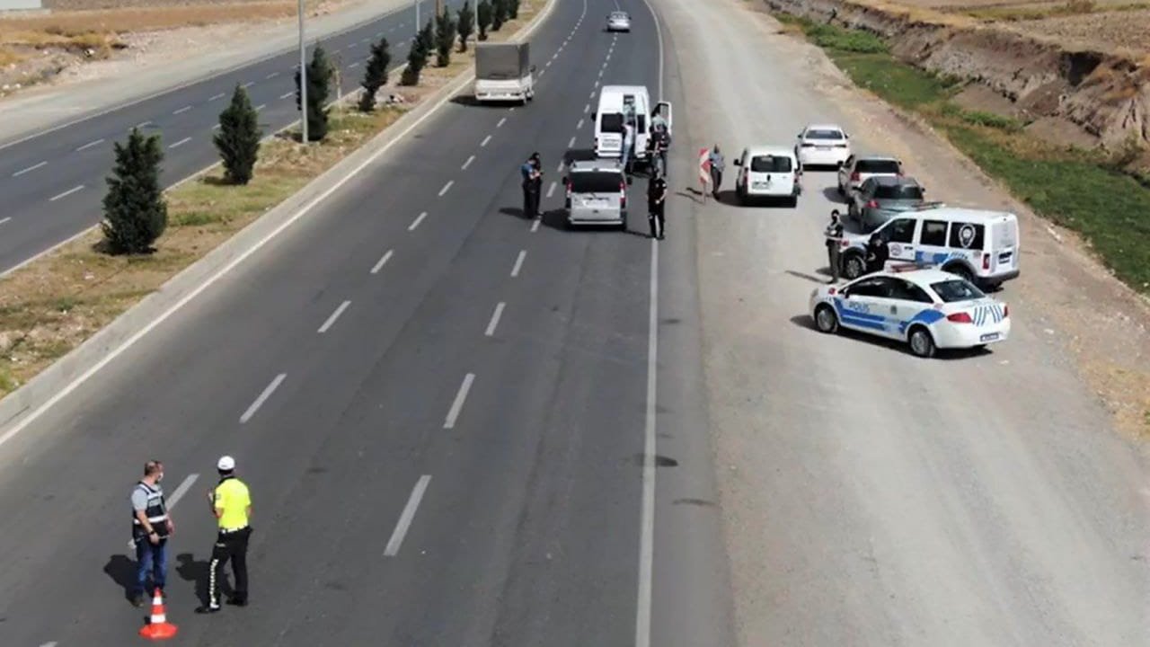 Kahramanmaraş polisi denetimlerini arttırdı!