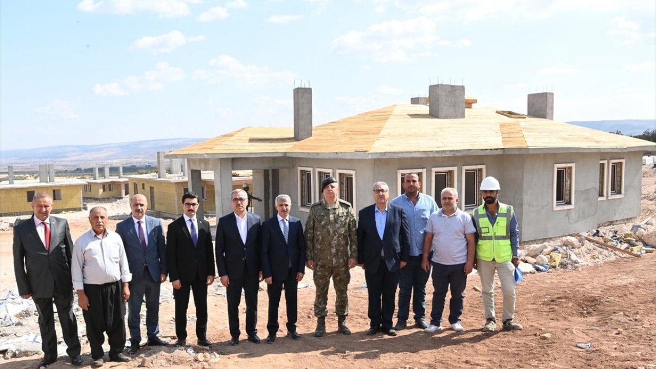 Kahramanmaraş Valisi açıkladı! Kış gelmeden 10 bin konut teslim edilecek!