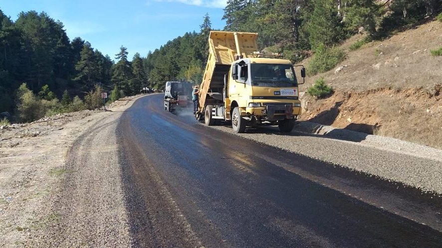 Kahramanmaraş’ta Geben ve Kargaçayırı Yolları Yenileniyor!