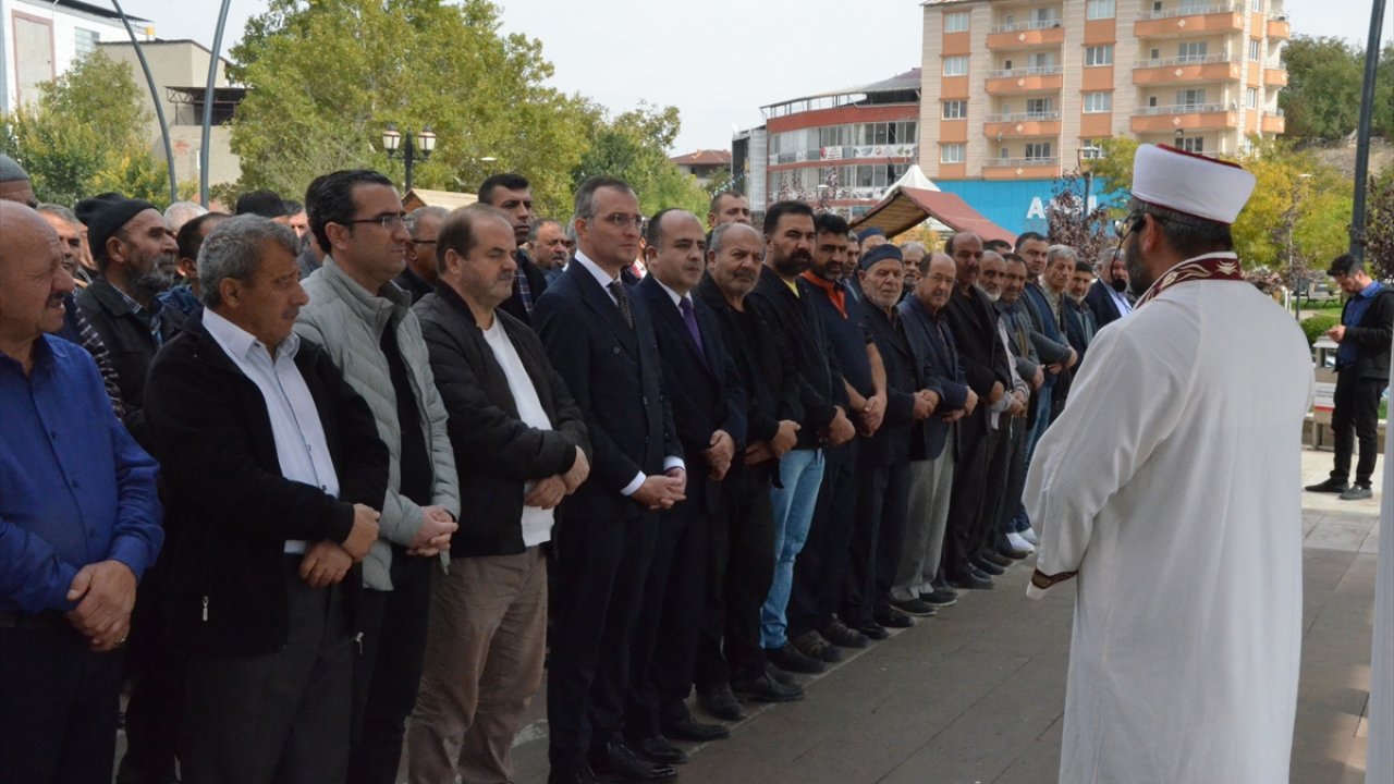 Kahramanmaraş'ta Filistin için gıyabi cenaze namazı kılındı!