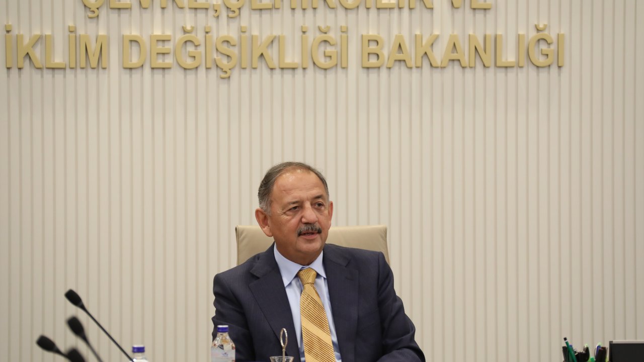 Bakan Özhaseki, deprem bölgesi için “Gecemizi gündüzümüze kattık” dedi!