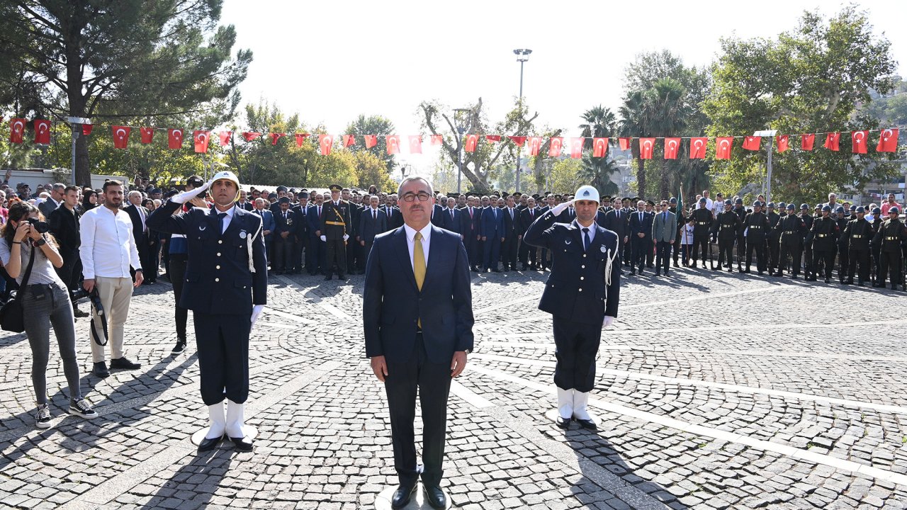 Başkan Güngör, “Cumhuriyetimizin 100. Yılı Kutlu Olsun”