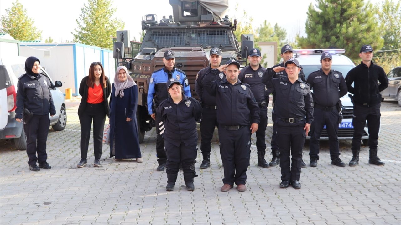 Kahramanmaraş'ta Down sendromlu gençlerin polislik hayali gerçek oldu!