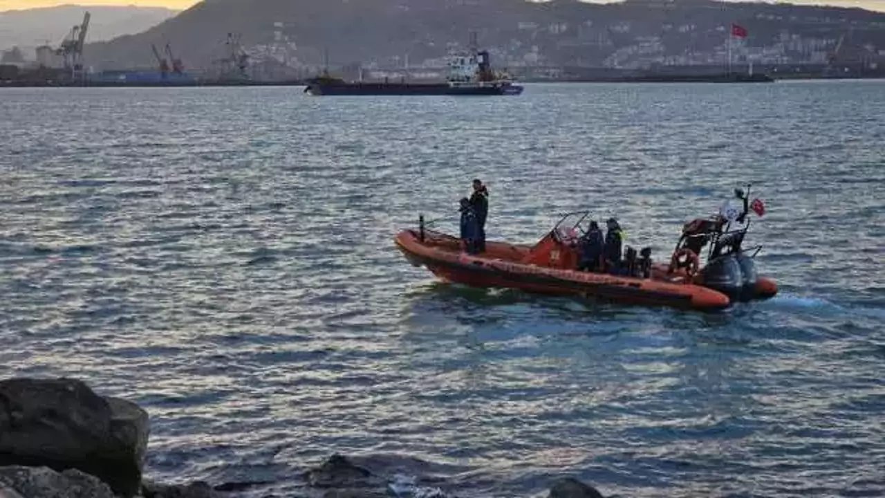 Kahramanmaraşlı gemici ve tayfalar 20 gündür denizde kayıp!