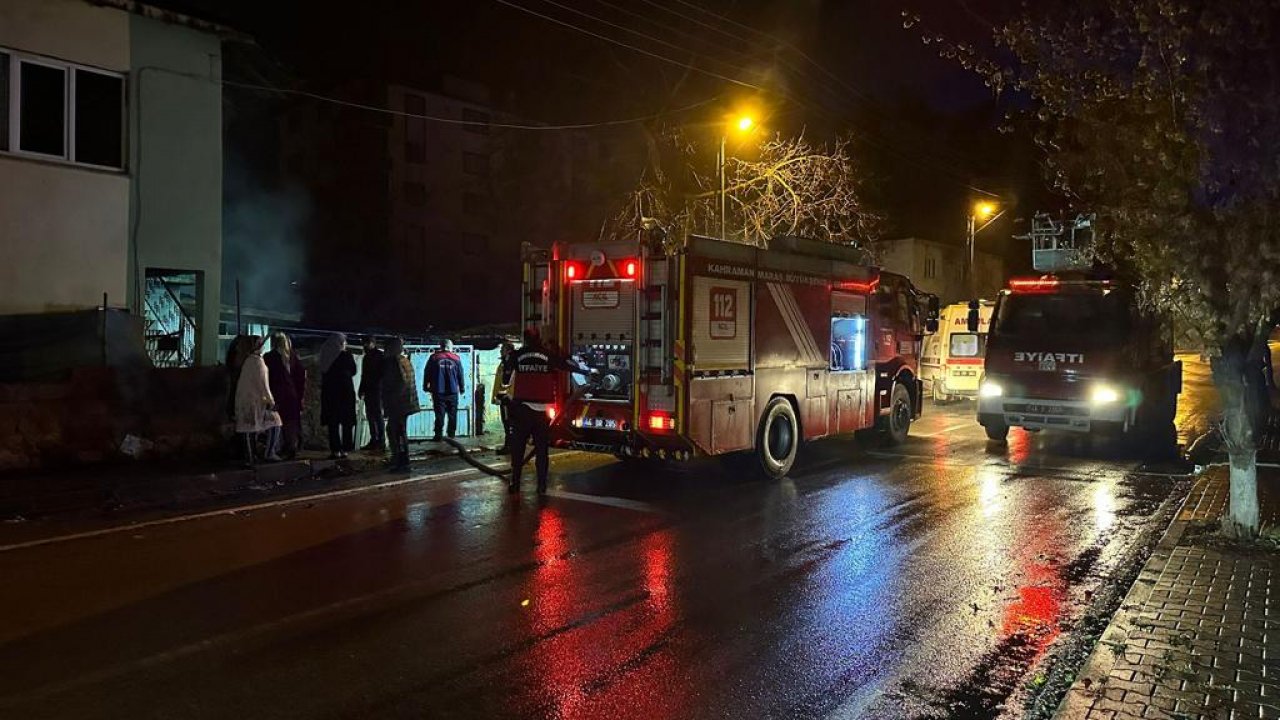 Kahramanmaraş’ta 2 katlı evde yangın!