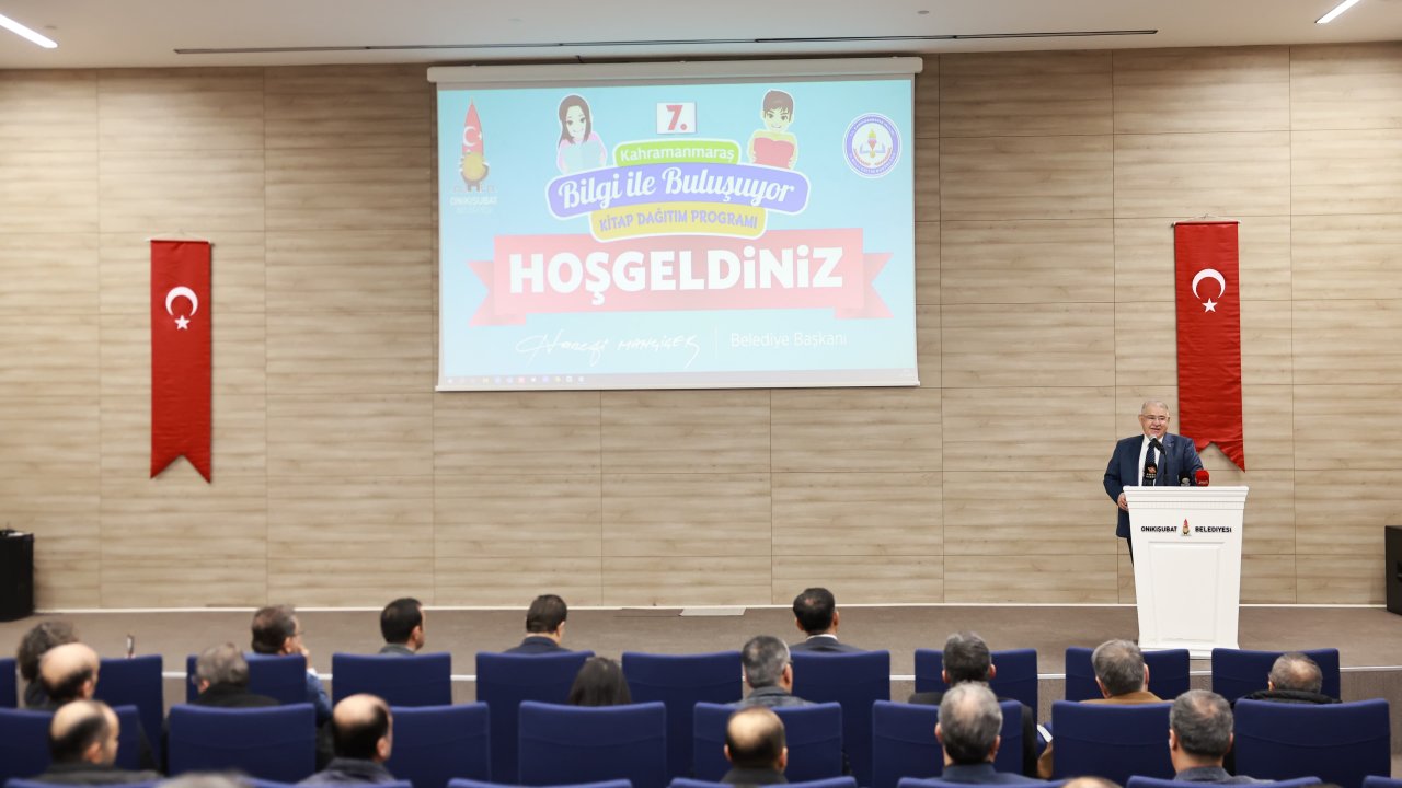 Başkan Mahçiçek;  “9 yılda 680 bin kitabı öğrencilerimizle buluşturduk”