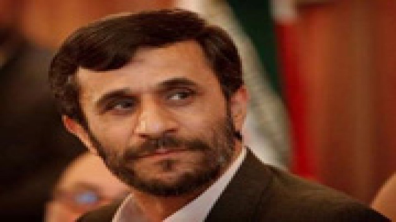 Ahmedinejad'a Suikast Girişimi