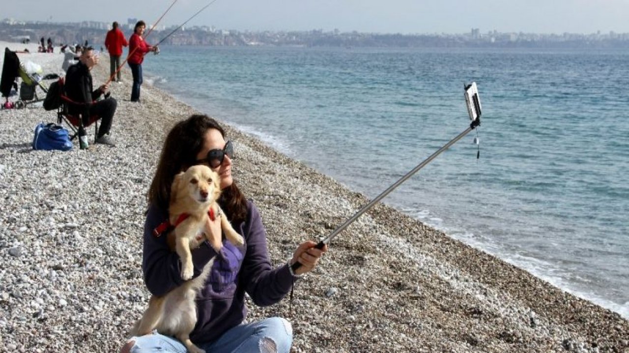 Antalya’da ‘kış güneşi’ keyfi