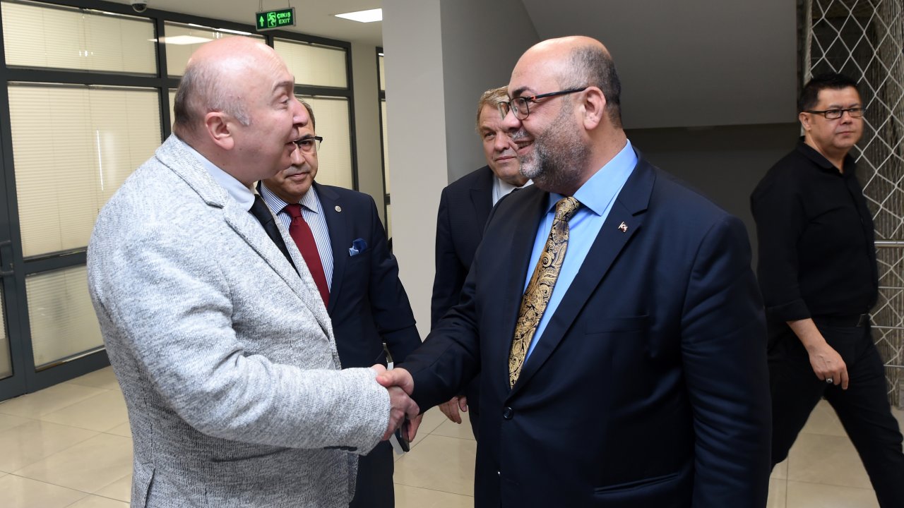 Prof. Dr. Alptekin Yasım’dan Dulkadiroğlu Belediye Başkanı Mehmet Akpınar'a Hayırlı Olsun Ziyareti