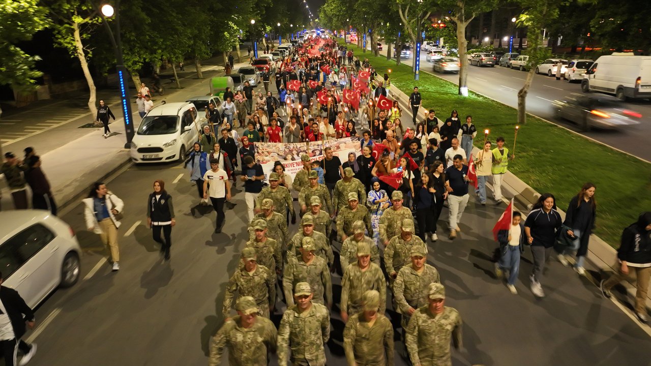 Kahramanmaraş’ta coşku dolu gece!