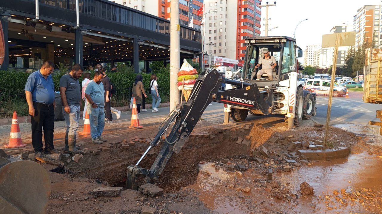 Kahramanmaraş’ta İçmesuyu arızasına anında müdahale!