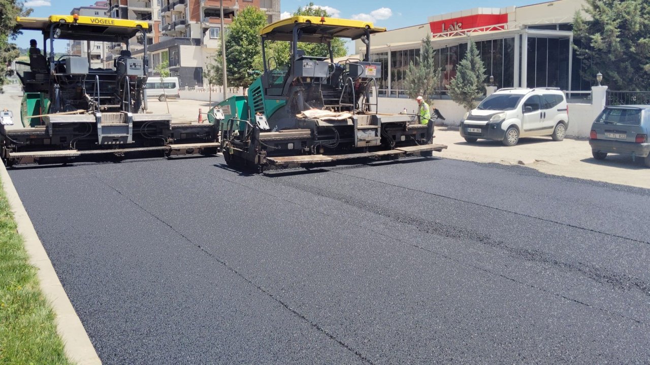 Kahramanmaraş Dulkadiroğlu’nda yollar bir bir yenileniyor!