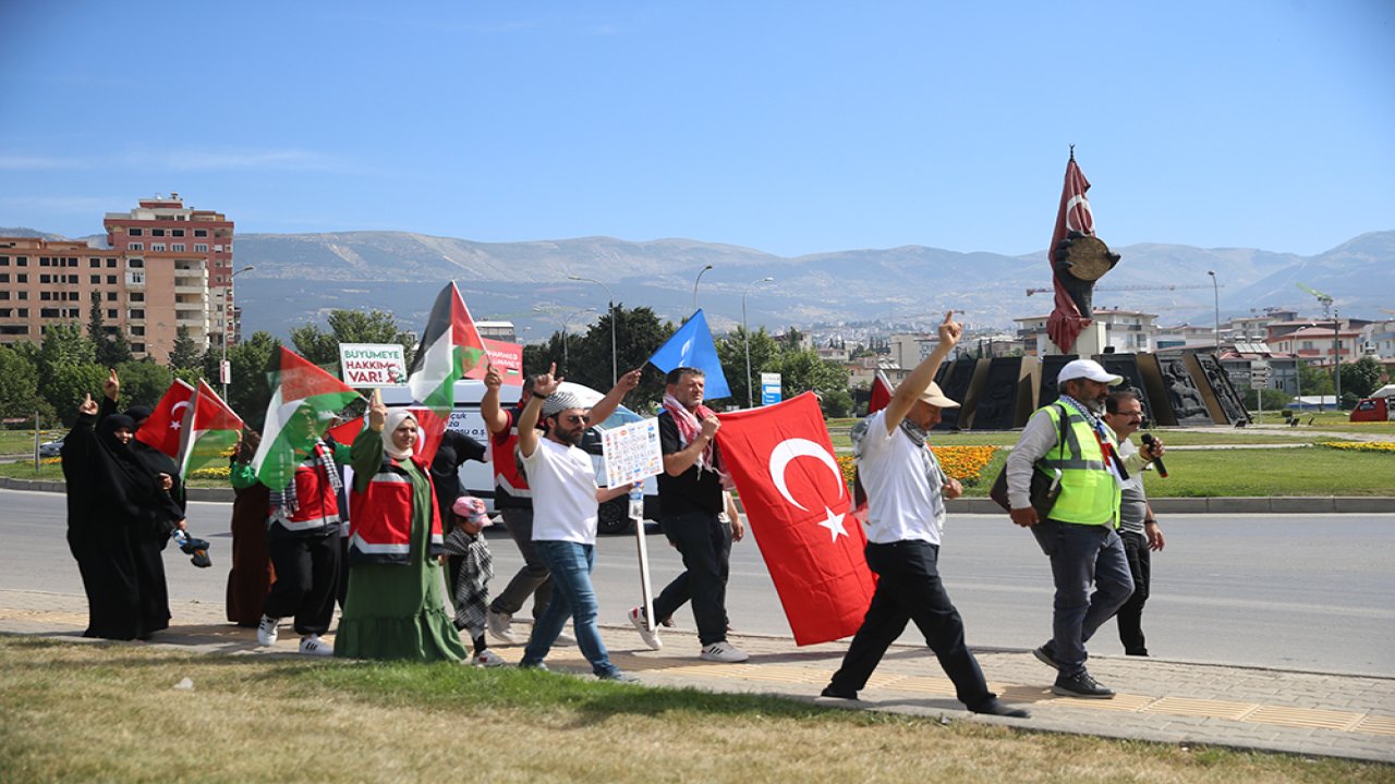 Kahramanmaraş'ta 40 bin kişi için 40 kilometrelik yürüyüş başladı!