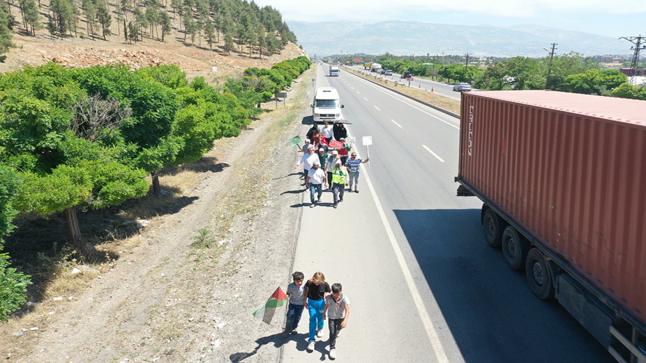 Kahramanmaraş'ta 40 kilometrelik Gazze yürüyüşü sona erdi!