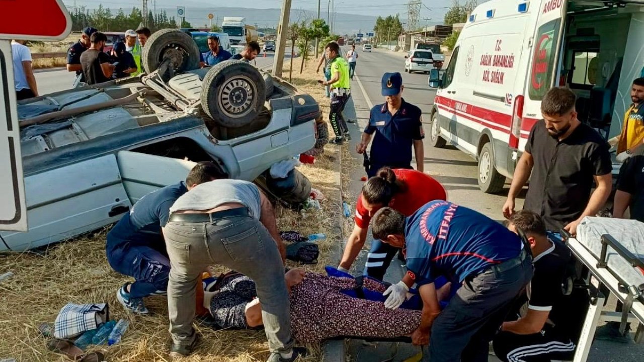 Kahramanmaraş Pazarcık’ta Otomobil Takla Attı: 4 Yaralı