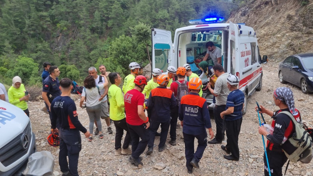 Kahramanmaraş'ta kanyonda fenalaşan kadın kurtarıldı!