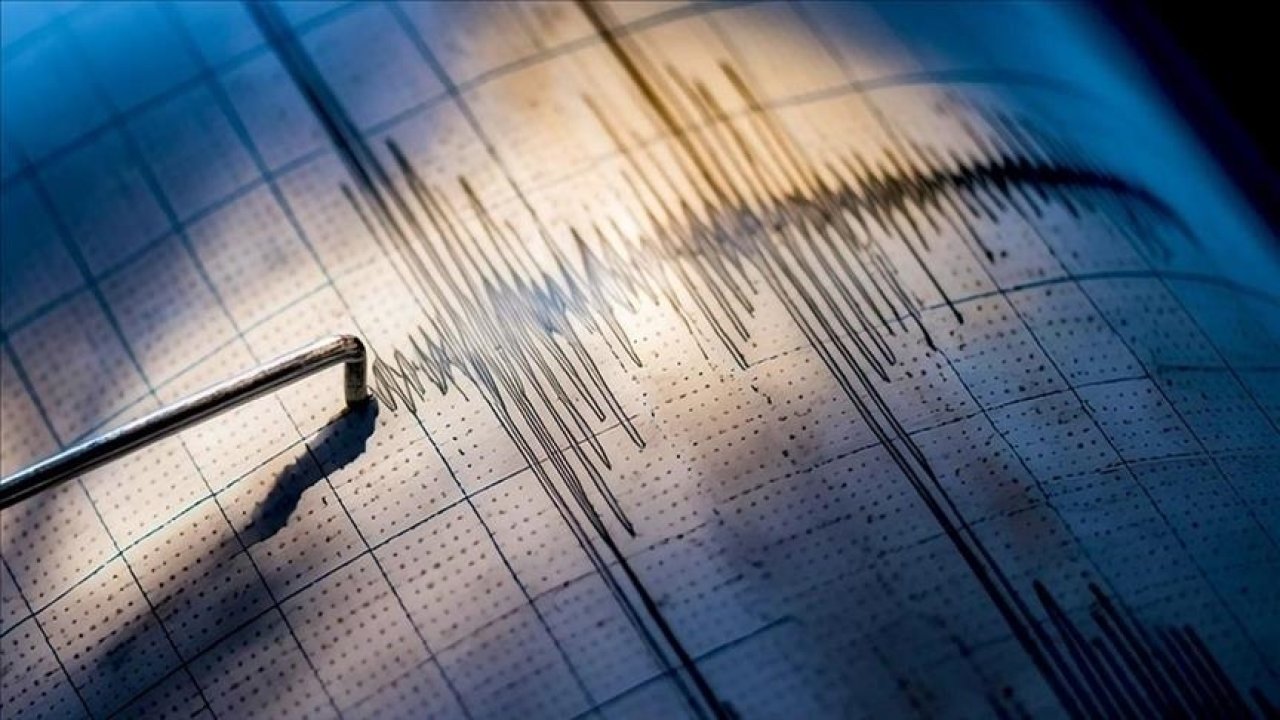 Manisa'da 4,8 büyüklüğünde deprem!