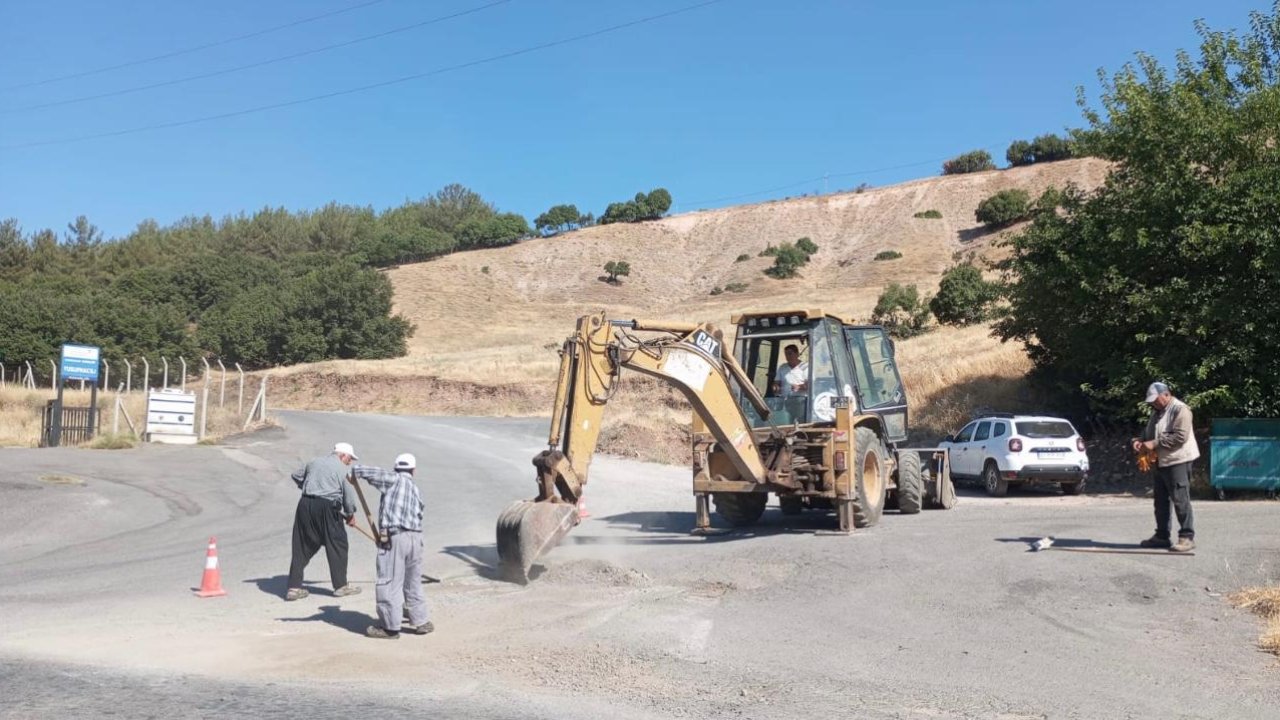 Kahramanmaraş’ta Yusufhacılı Mahallesi’nde asfalt çalışmaları devam ediyor