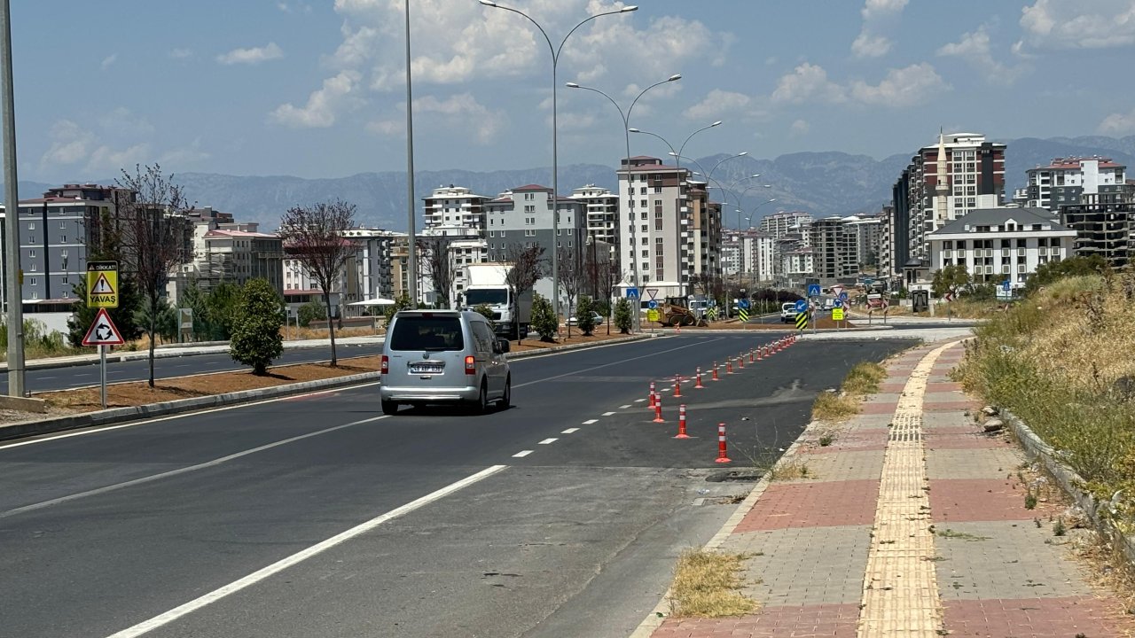 Kahramanmaraş’ta tehlikeli yol için alt ve üst geçit çağrısı!