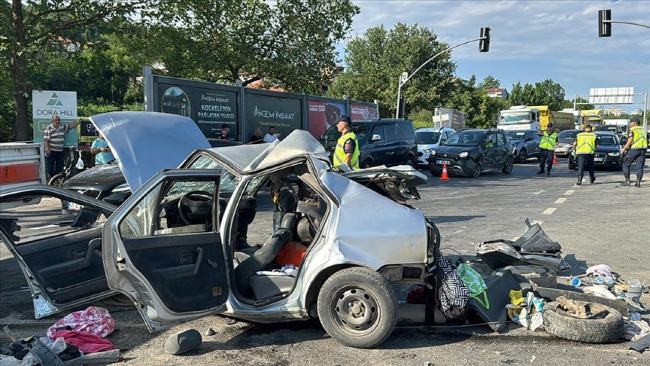 Tırın çarptığı otomobilde 2 çocuk hayatını kaybetti!