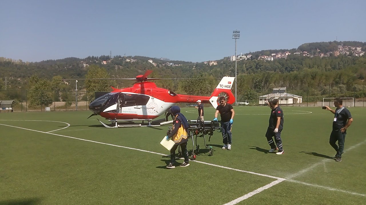 Kahramanmaraş'ta helikopter ambulans yaşlı hasat için havalandı!