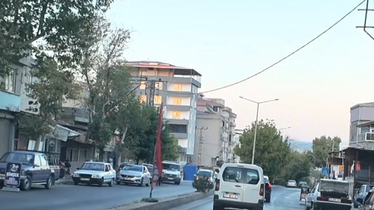 Kahramanmaraş’taki bu bulvar artık trafik yükünü kaldırmıyor!