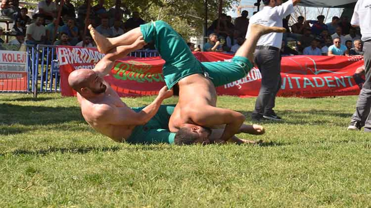 Kahramanmaraş'ta Uluslararası Karakucak Güreş Festivali düzenlendi!