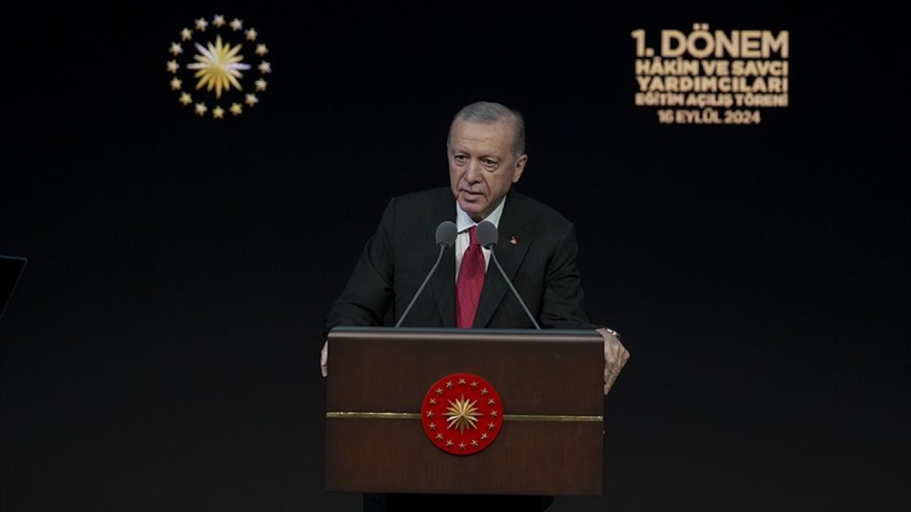 Cumhurbaşkanı Erdoğan: "Sosyal mecralar büyük bir operasyon aygıtına dönüşmeye başladı"