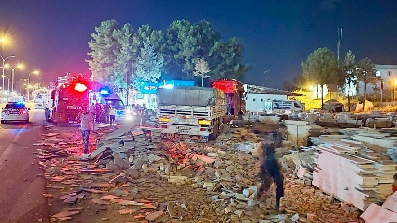 Kahramanmaraş’ta tır mermer atölyesine girdi! 1 yaralı