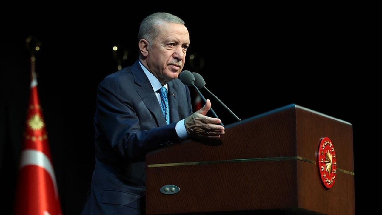 Cumhurbaşkanı Erdoğan: “Gençlerimizin sosyal medya dehlizlerinde yitip gitmelerine seyirci kalamayız”