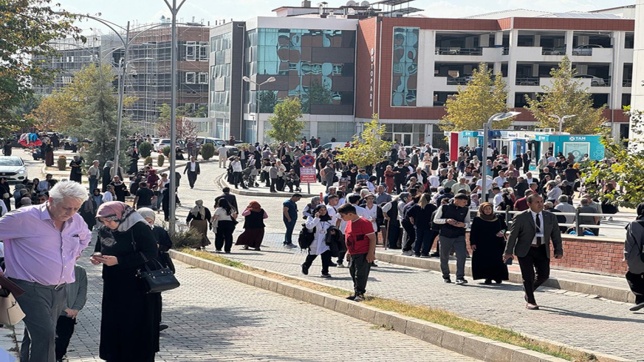 Malatya’daki  depremde 3 bina hasar aldı!