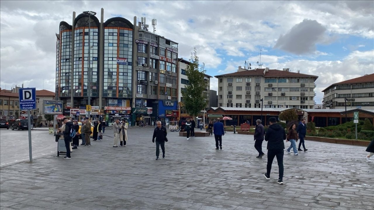 Sivas'ta 4,7 büyüklüğünde deprem!