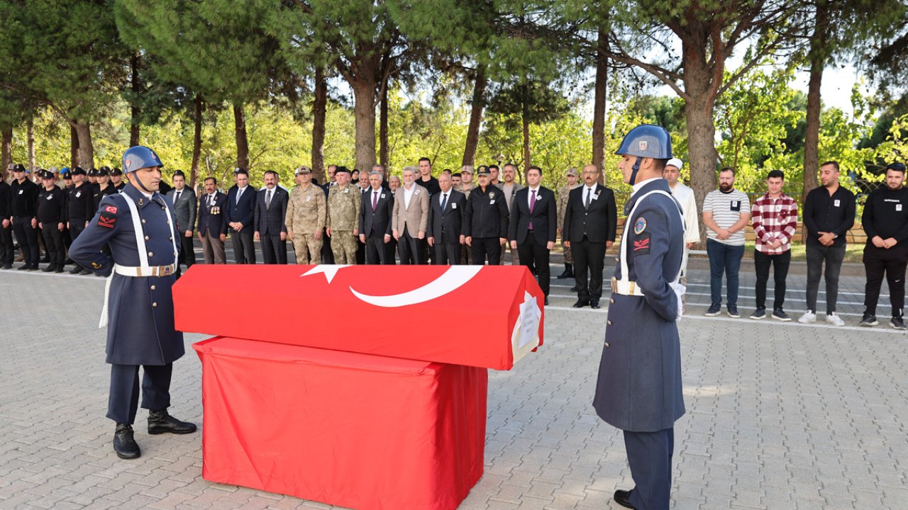 Kahramanmaraş’ta hayatını kaybeden asker için tören!